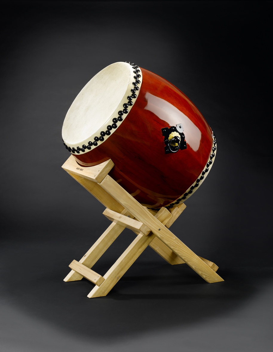 Schr�gst�nder Miya-Daiko / slant stand Miya-Daiko 99 �uro
