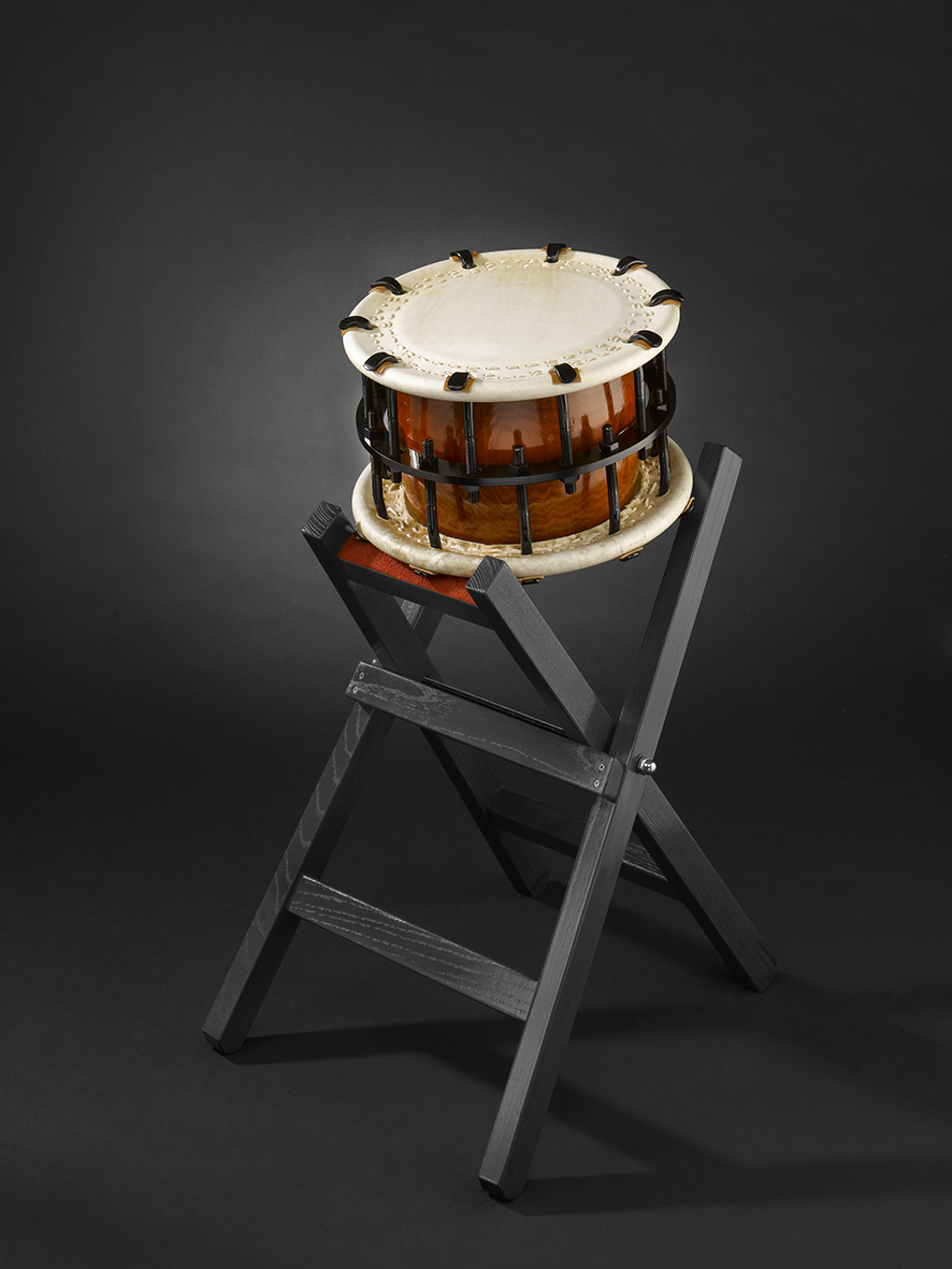 Shime-Daiko bolt (695) with X-woodenstand (180)